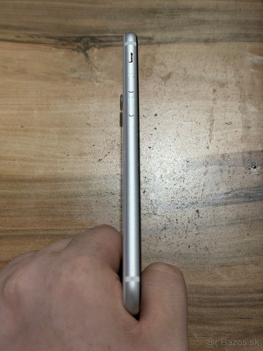 Predám Apple IPhone SE 2020 128GB White Stav Nového Telefónu - 7