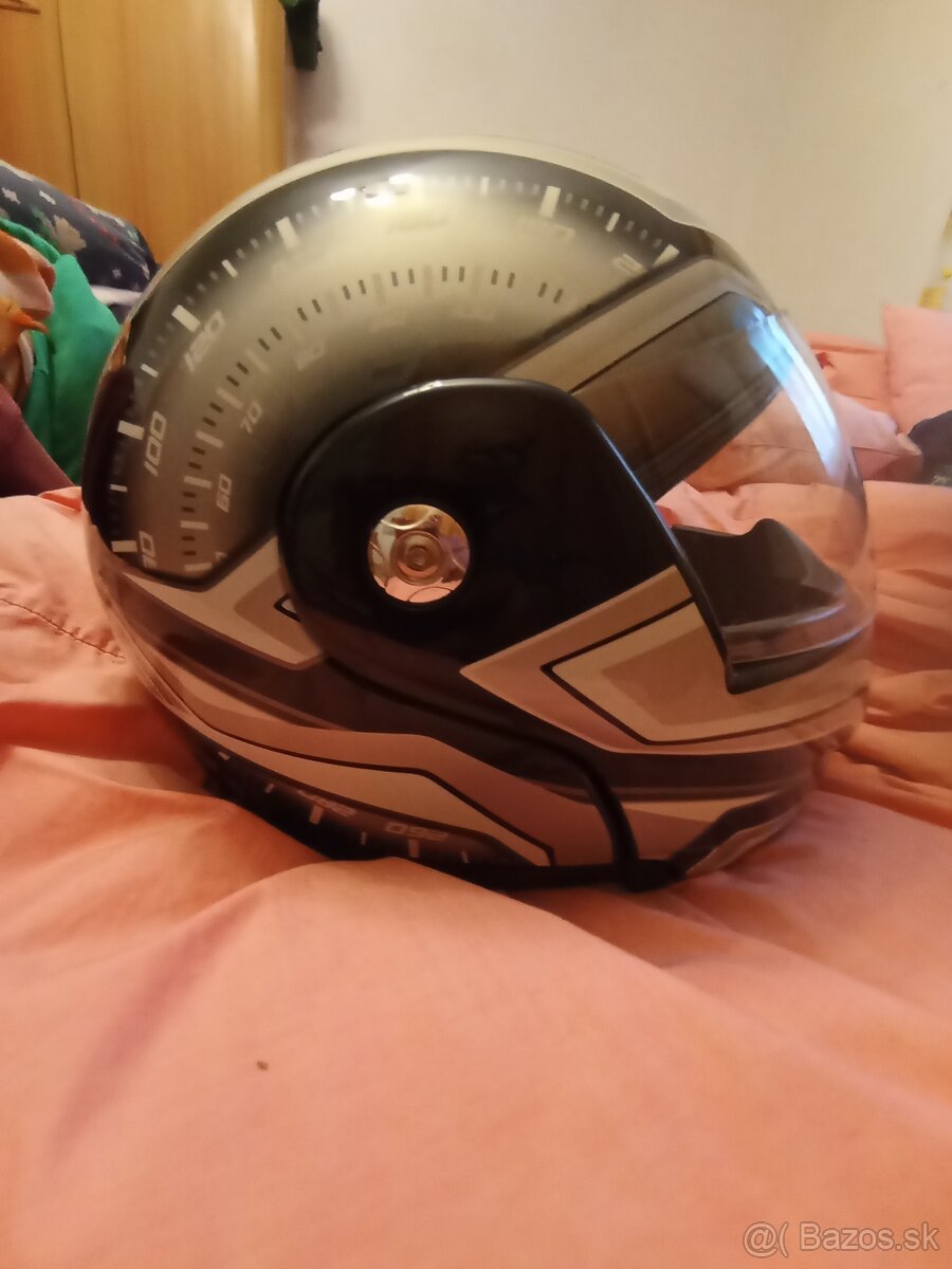 Prilba - 7