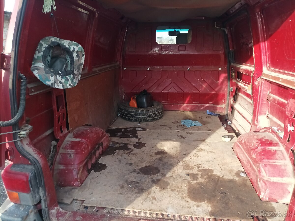 Predám rozpredám Volkswagen Transporter T4 - 7