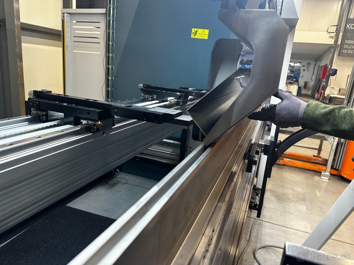 EXTERNÉ CNC OHÝBANIE PLECHOV - 7