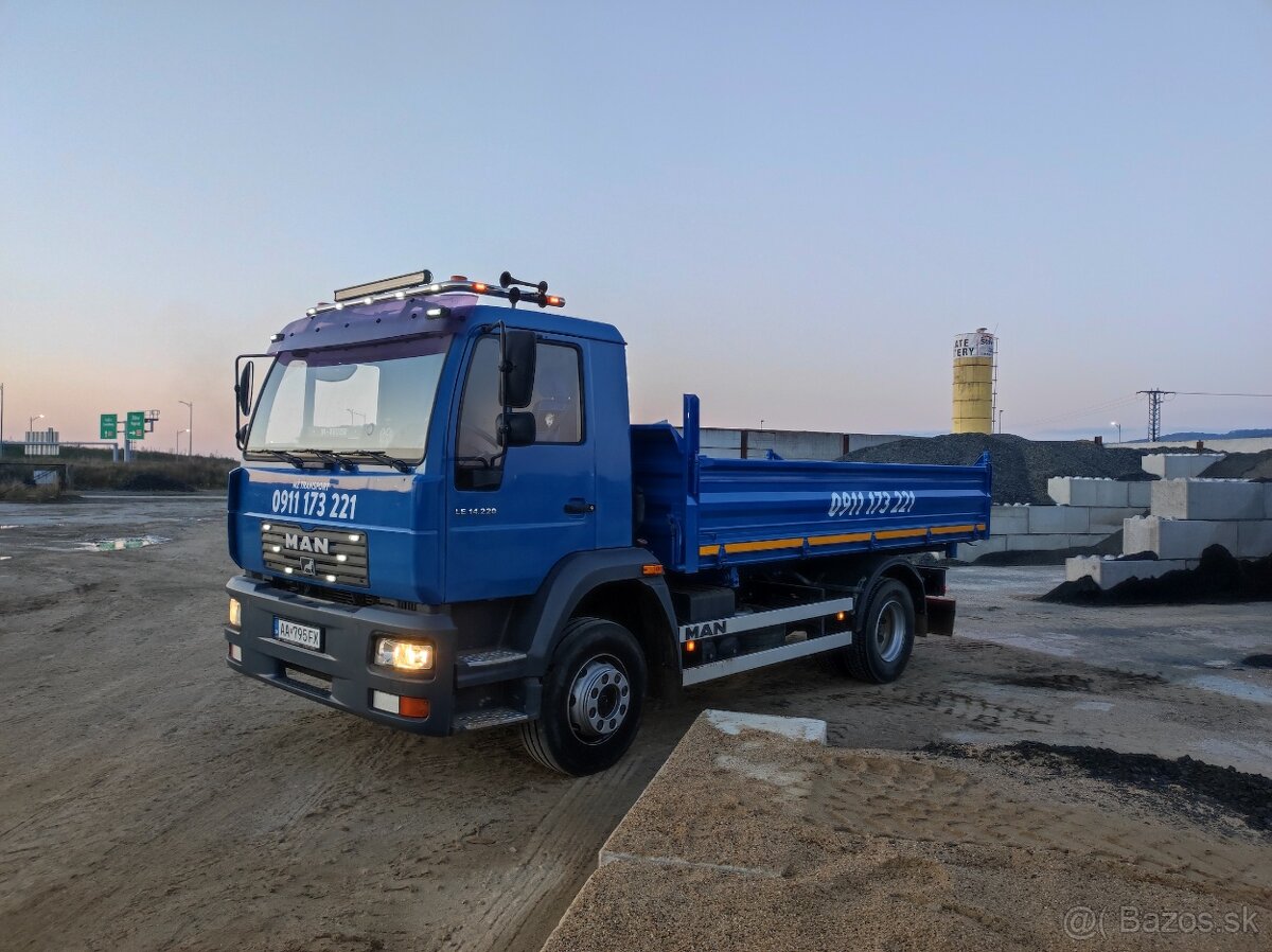 Preprava sypkých materiálov - NOSNOSŤ 8T - 7