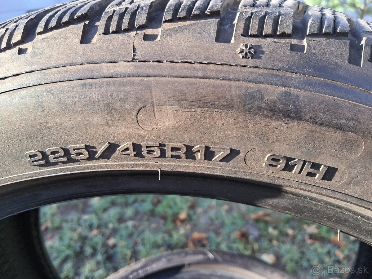225/45 r17 zimne pneumatiky goodyear - 7