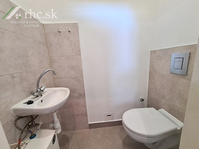 PRENÁJOM LUKRATÍVNE OBCHODNÉ PRIESTORY PRI MSÚ - SOV. HRDINO - 7