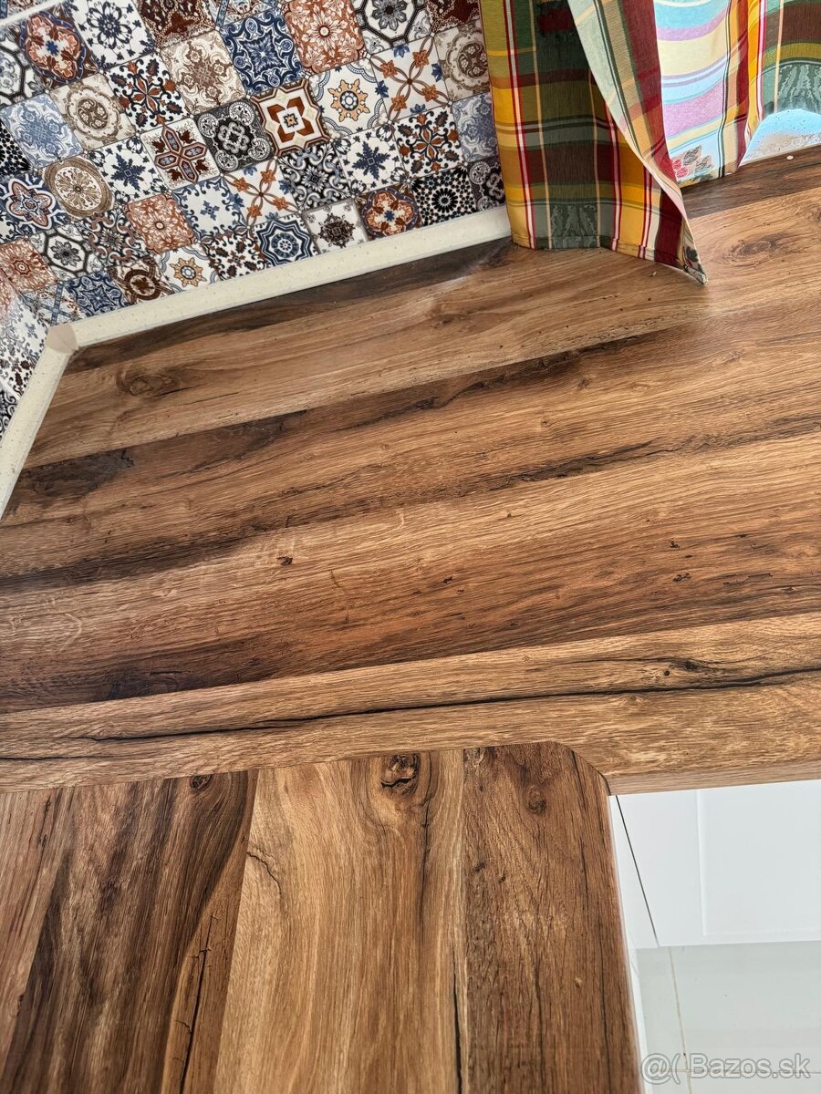 Kuchynská linka - 7