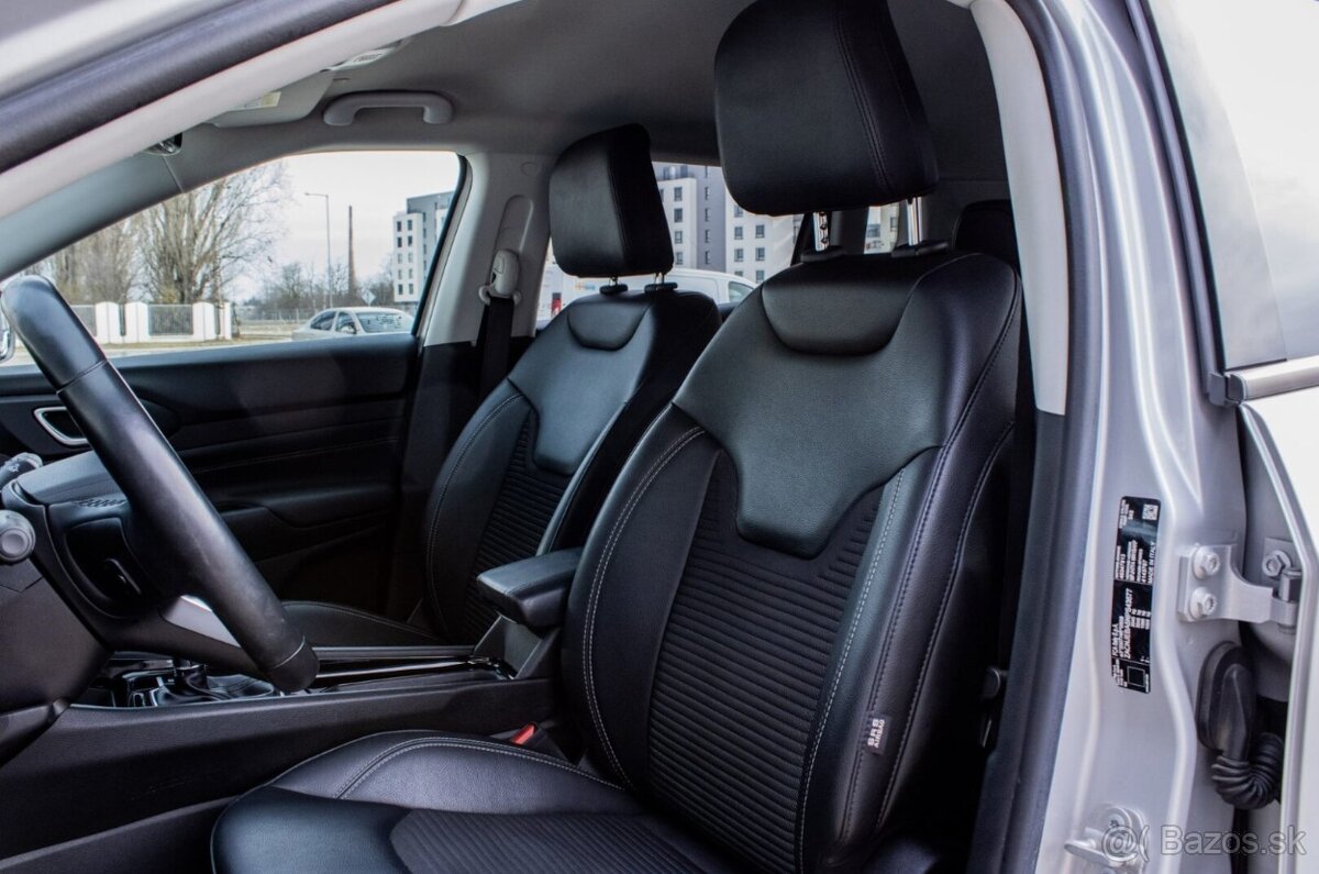 Jeep Compass 1.5 e-Hybrid Night Eagle II / NELAKOVANÉ - 7