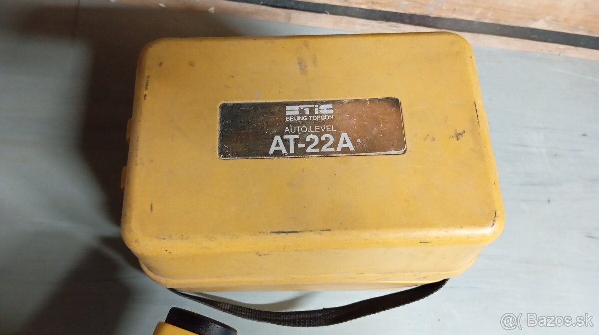Opticky nivelak Topcon AT-22A - 7