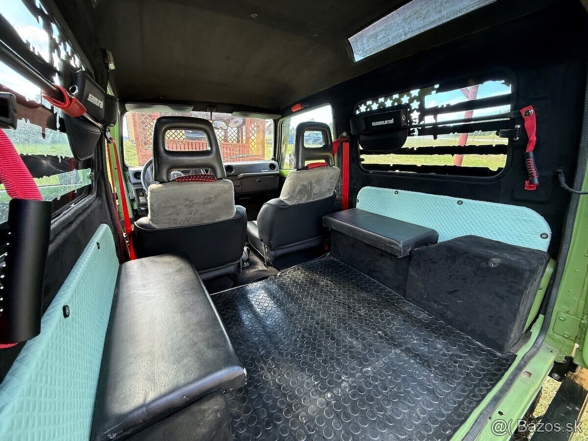 Predám Suzuki Samurai SJ413 1.3 benzín 4x4 - 7