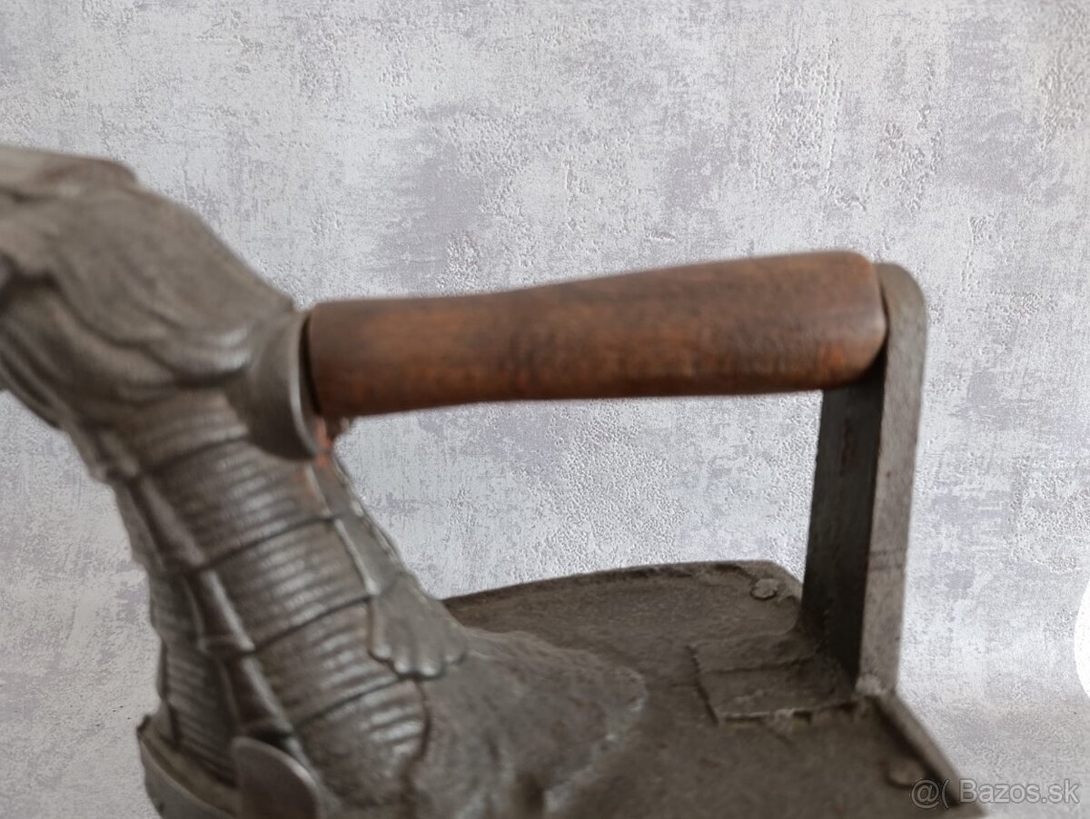 Atypická sběratelská žehlička DRAK do vaší sbírky, muzea - 7