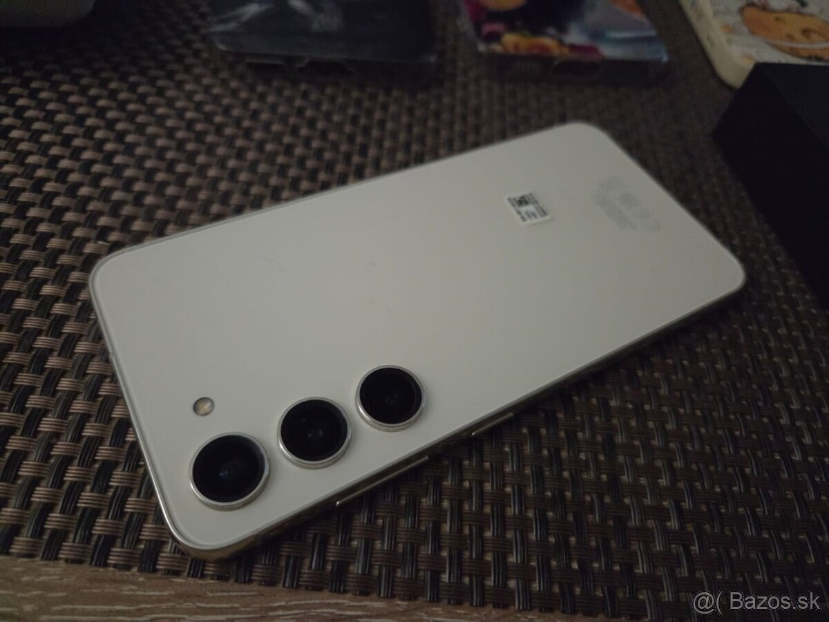 Samsung Galaxy S23 - 7