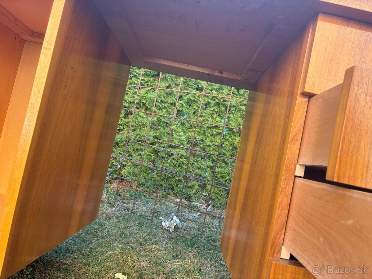 písací stôl – 10 € - 7