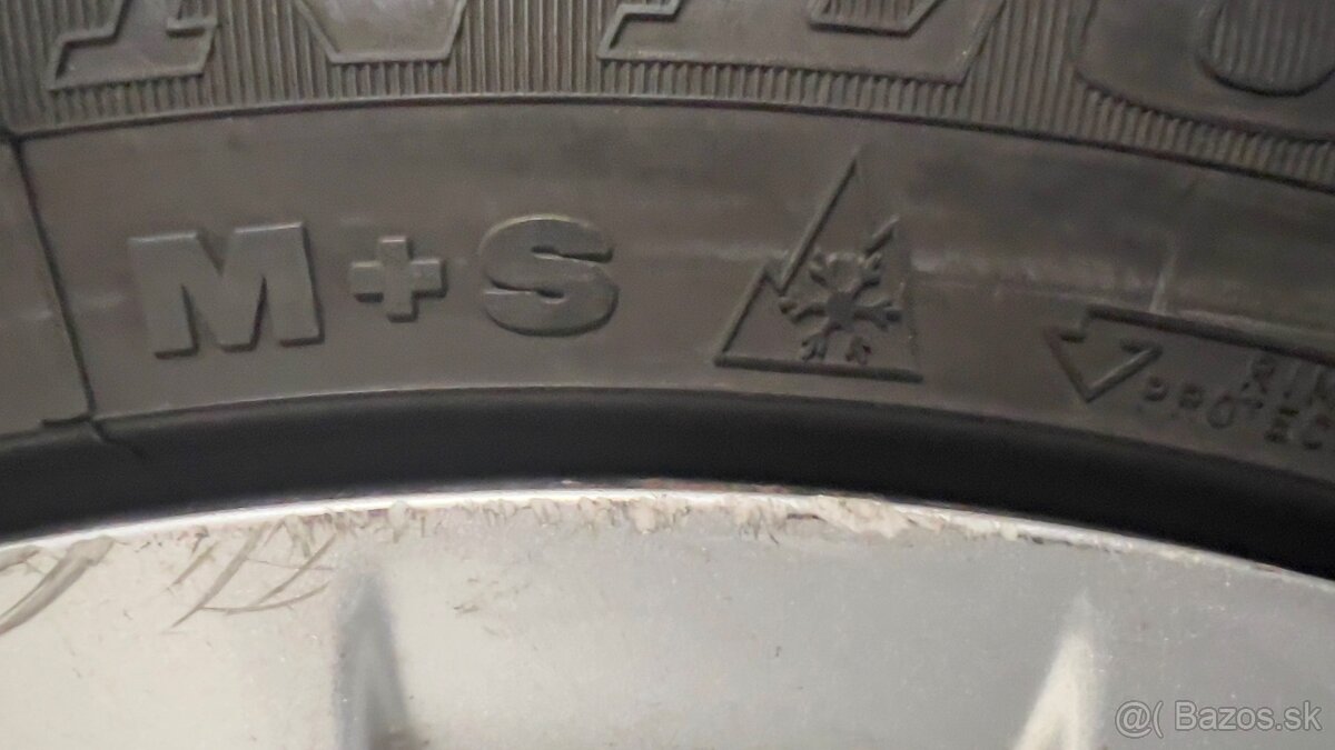 Zimné kolesá Dunlop225/50R17 runflat vrátane krytov - 7