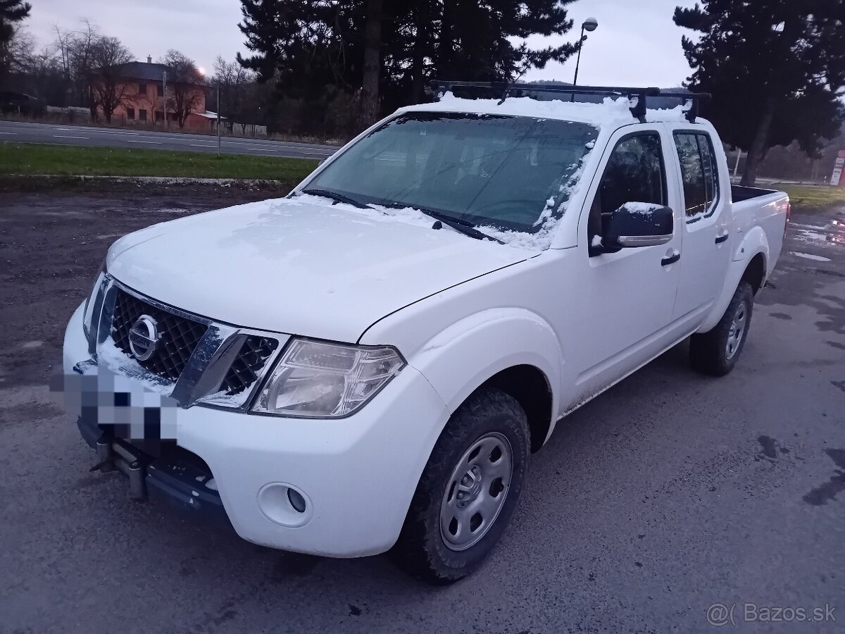 Nissan Navara 2,5 dci 4x4 nová STK a EK REZERVOVANÉ - 7