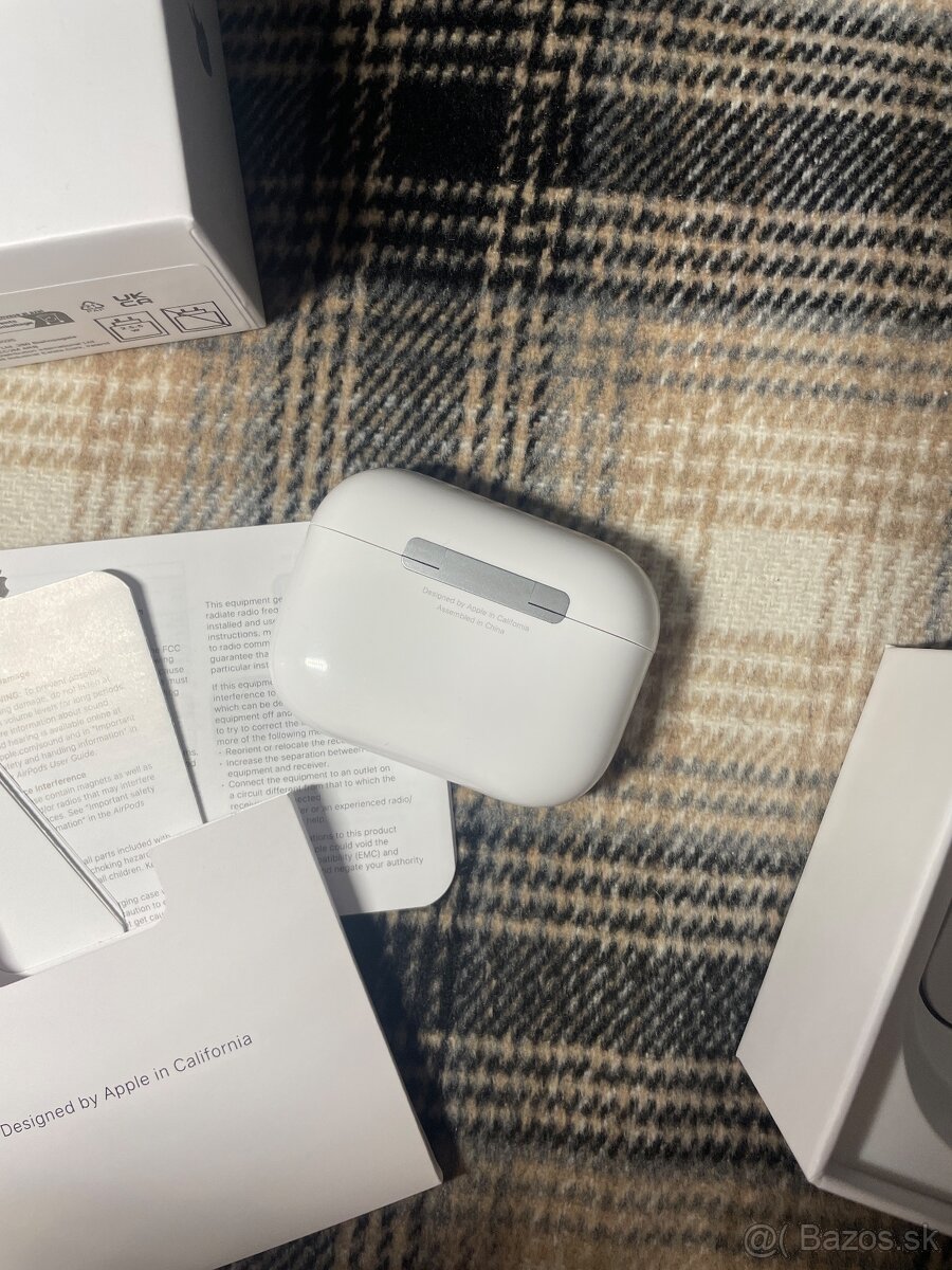 Apple AirPods Pro 3. generácie (2025) - 7