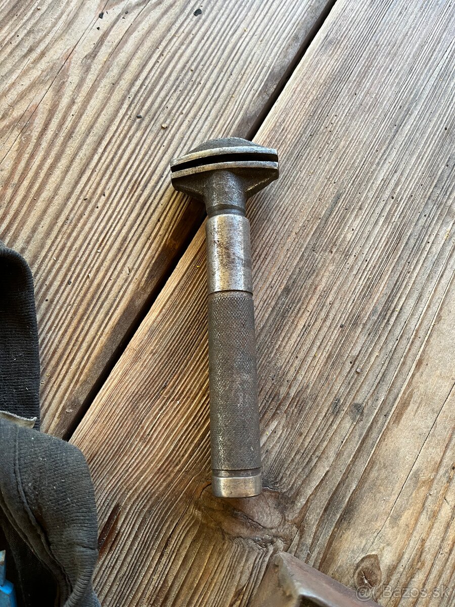 Vrtaky na sustruh, Frézy - 7