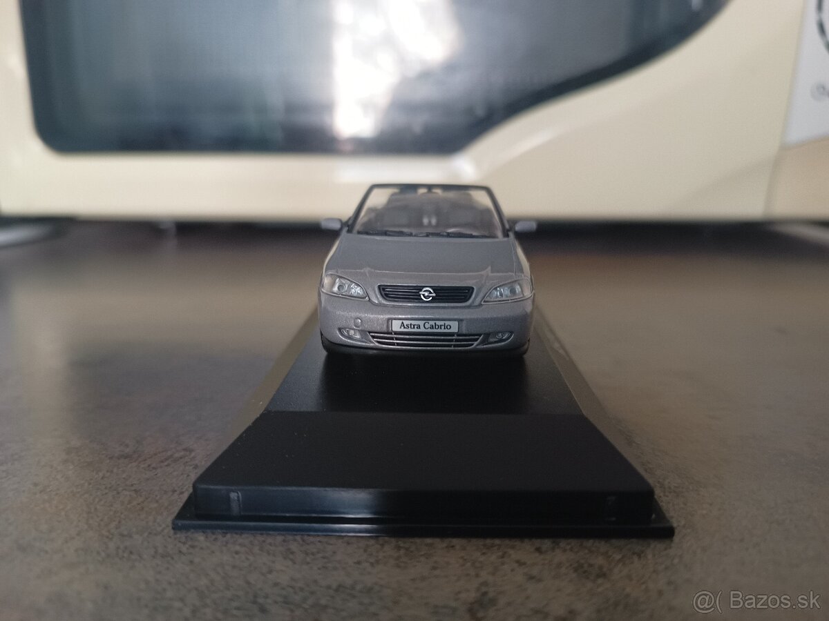 1:43 Opel Astra Cabrio Minichamps - 7