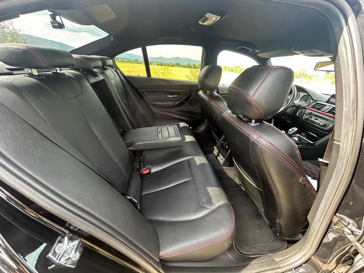 BMW f30 328i 180kw - 7