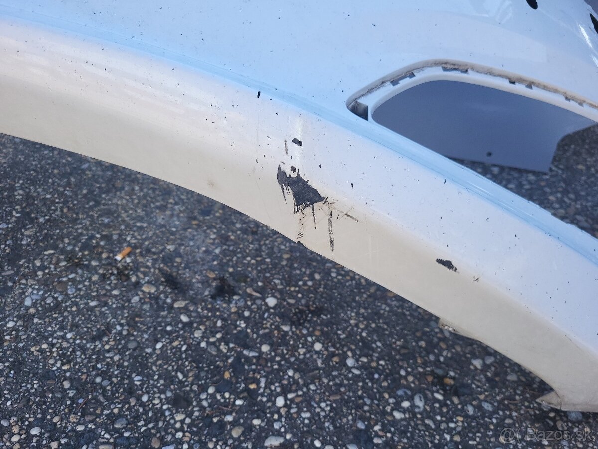 Hyundai i40 predny naraznik 2015 - 7