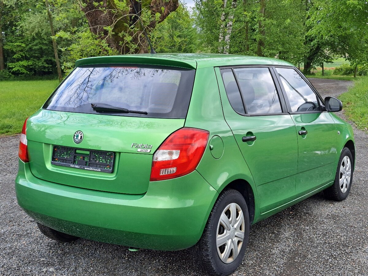 Škoda Fabia 1.2i model 2011,Po STK - 7