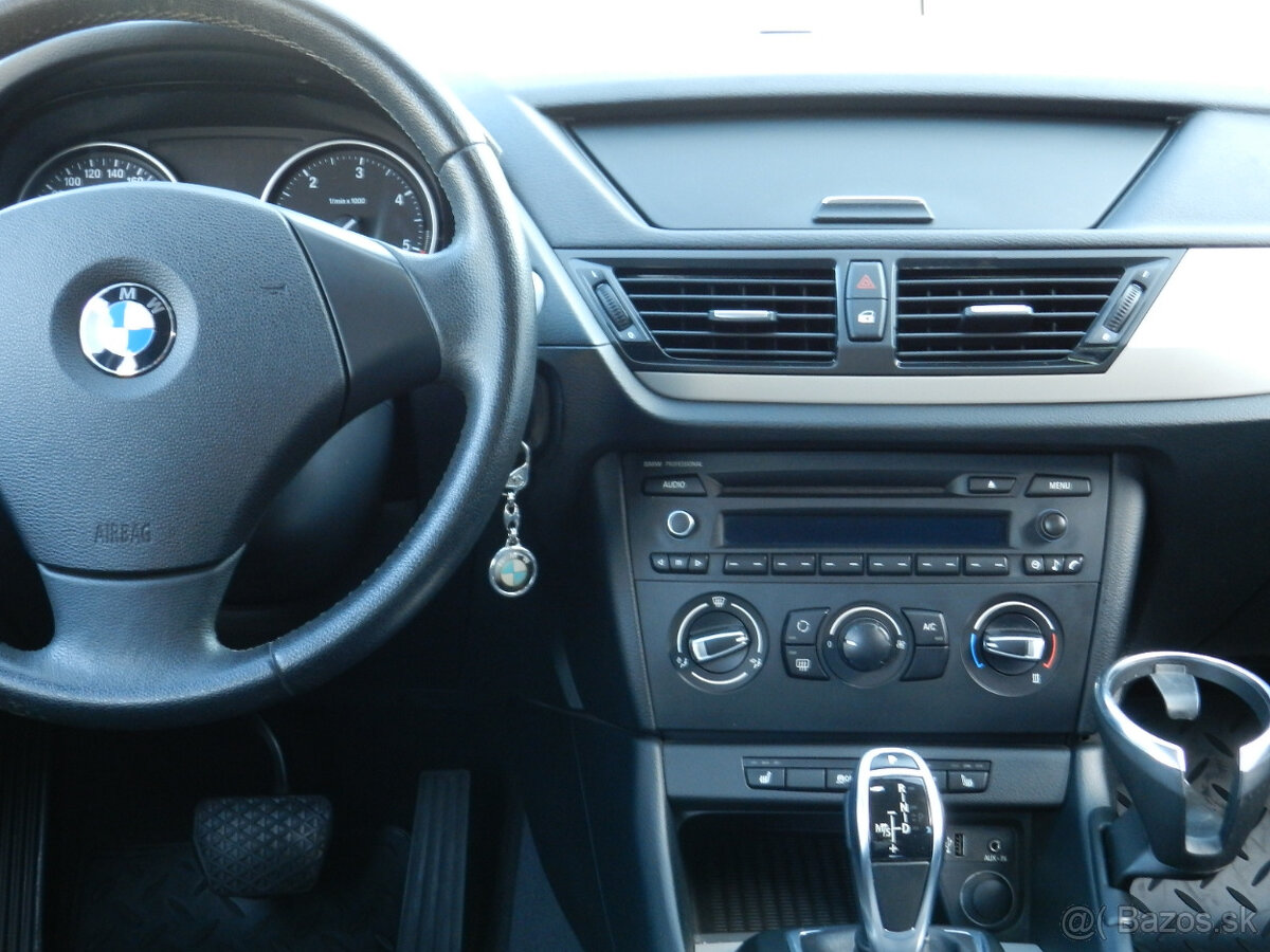 BMW X1 sDrive 18d A/T - 7