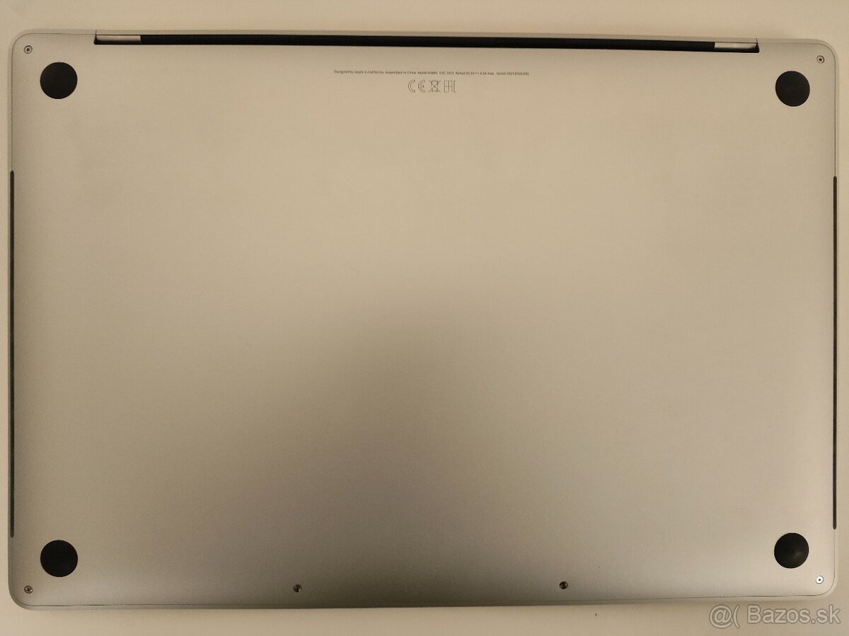 MacBook Pro 15 (2018, A1990) | Intel Core i7 2.2 GHz • 16 GB - 7