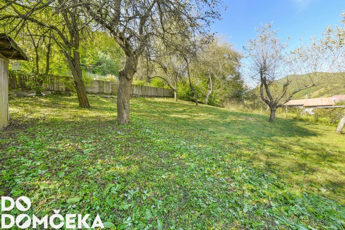 DO DOMČEKA | REZERVOVANÉ Stavebný pozemok s inžinierskymi si - 7