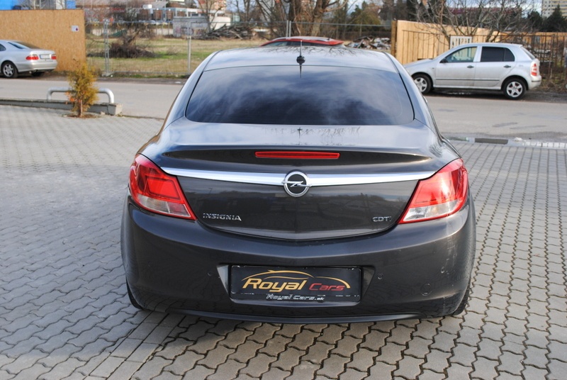 Opel Insignia 2.0 CDTI 130k Sport - 7