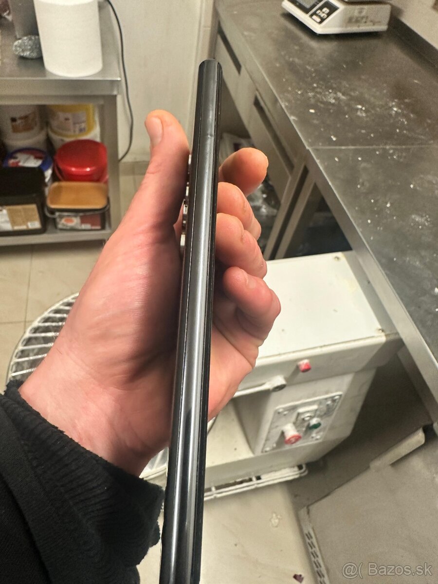 Predam Samsung galaxy S22 Ultra 12/256GB TOP STAV - 7