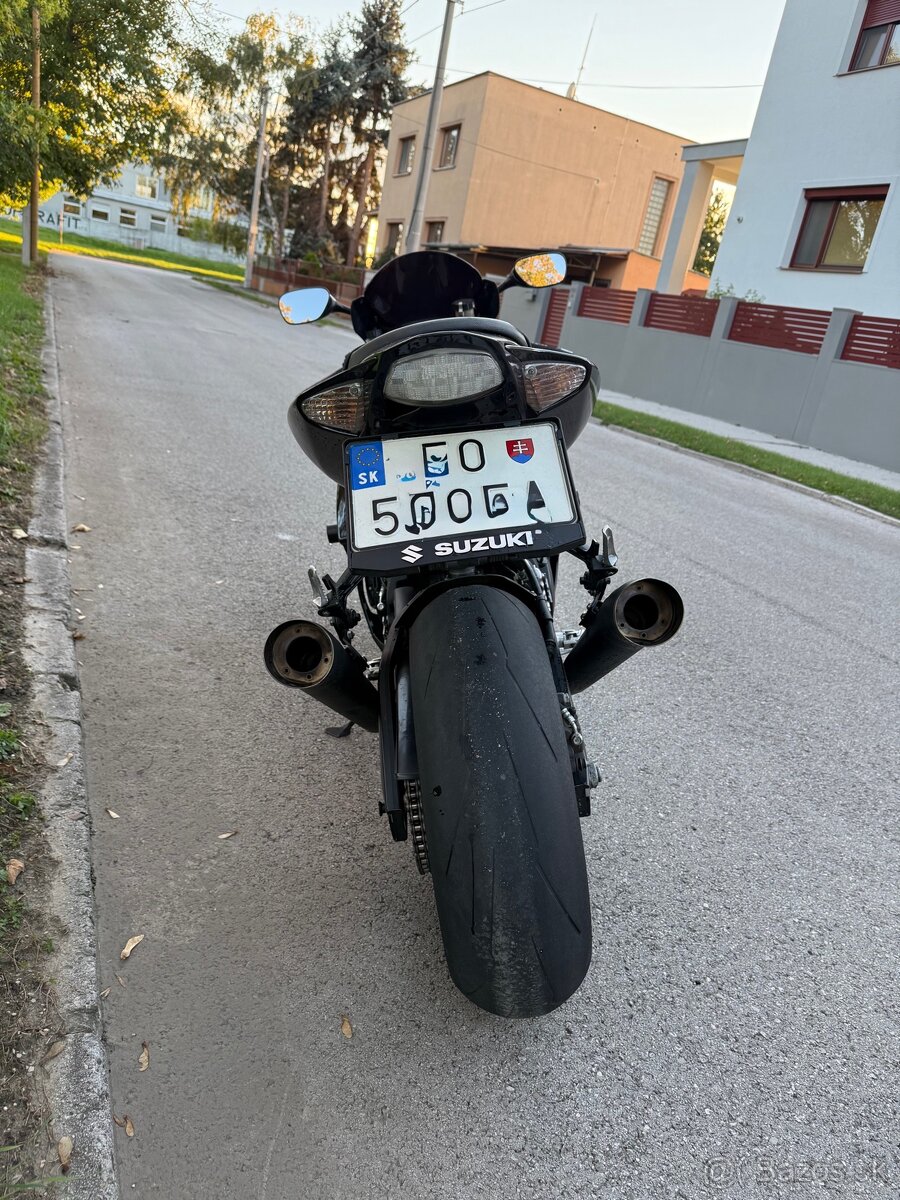 Suzuki GSXR 1000 K7 - 7