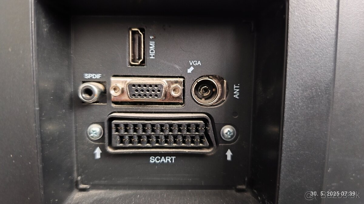 LED TV ORAVA 823LED 32“ - 7