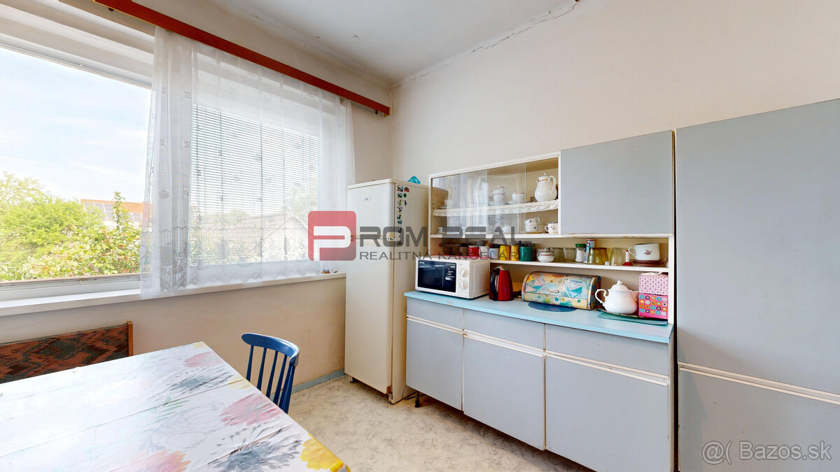 PREDAJ - Rodinný dom v meste Gbely - 7