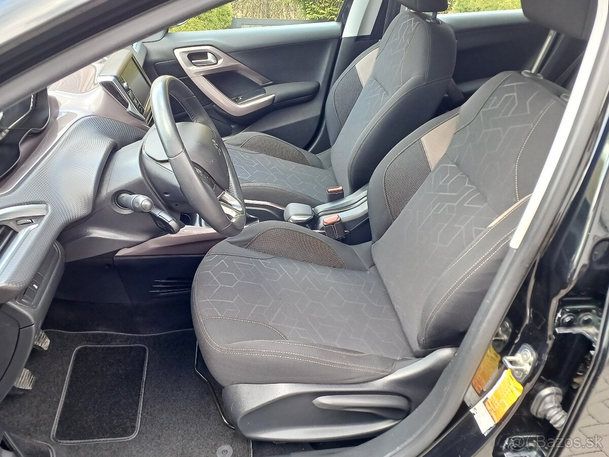 Peugeot 2008 1,2 benzín, 172.000km - 7