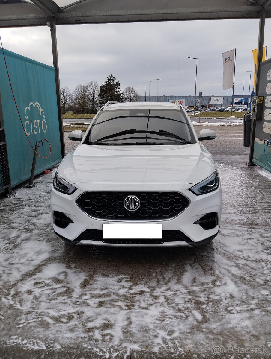 MG ZS ESSENTIAL PLUS 1.5 DVVT 5MT - 7