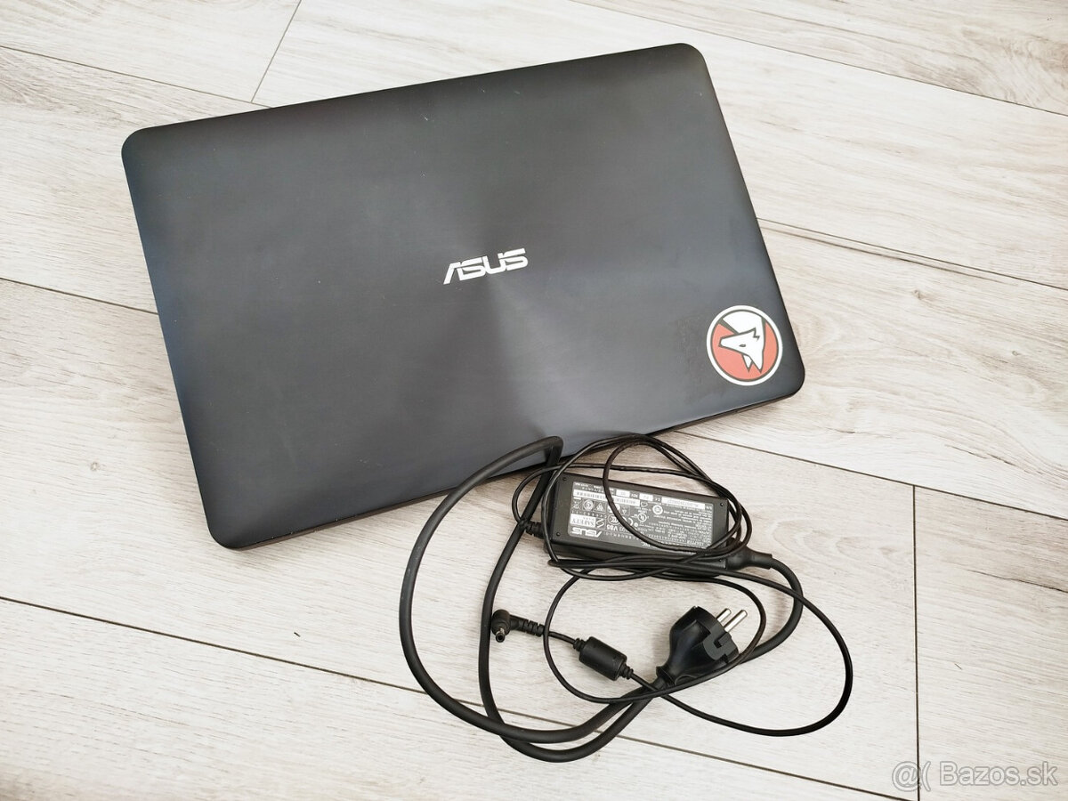 notebook Asus 15.6", Core i3-4030u, 8GB, 120GB SSD, W10 - 7
