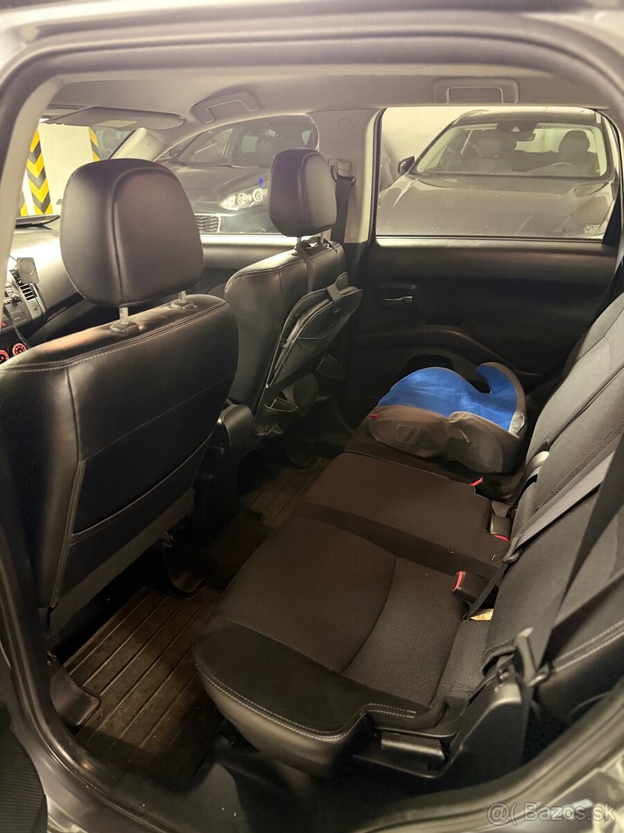 Predám Peugeot 4007 - 7