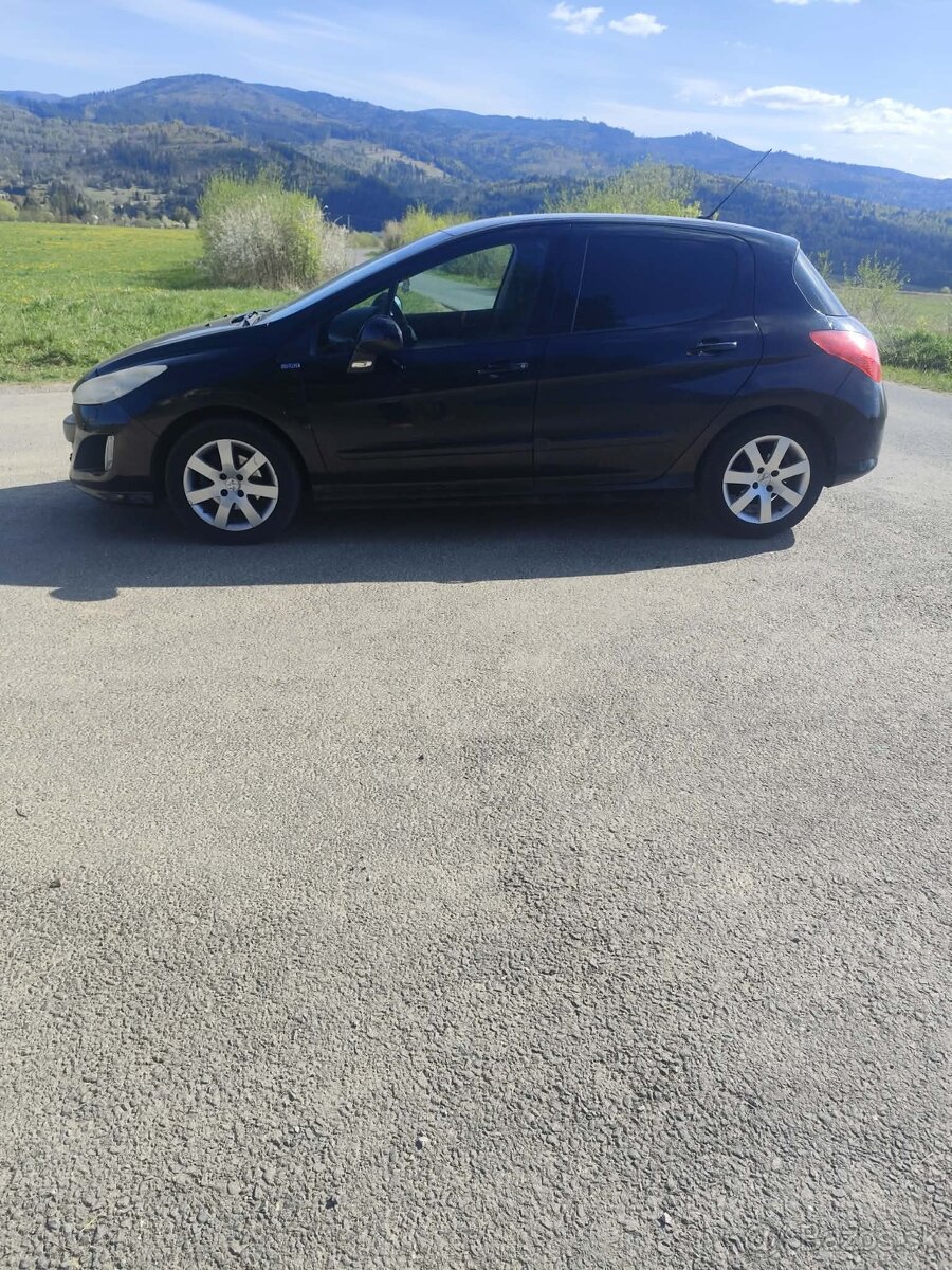 Predám Peugeot 308 1.6 hdi 82kw rv2011 - 7