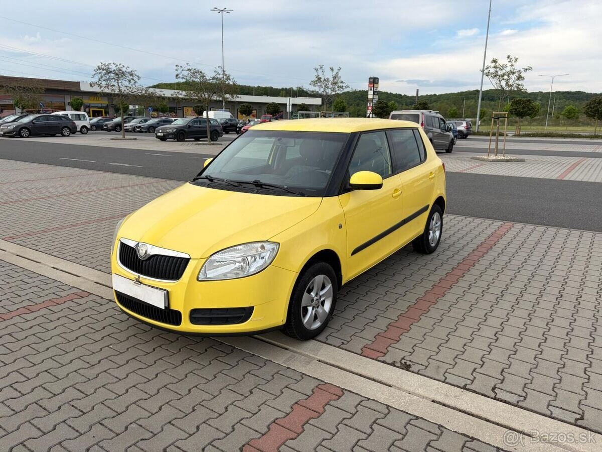 Škoda Fabia II 1.2 HTP 44kw klima - 7