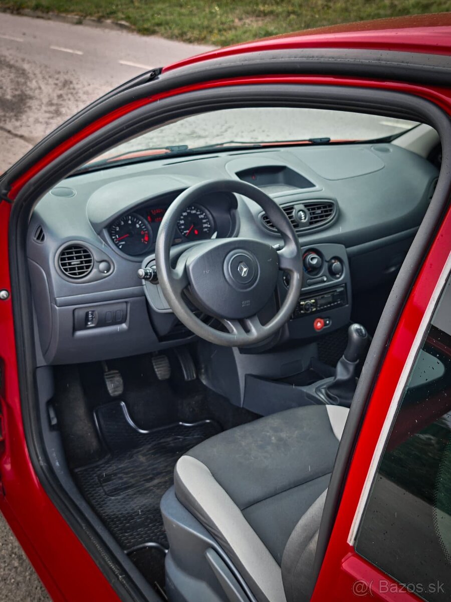 Predám Renault Clio 1,2 53.000km - 7
