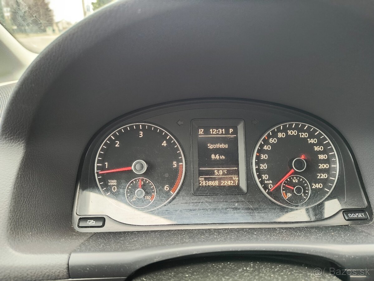 Vw Touran DSG 1,6tdi,7 miestne - 7