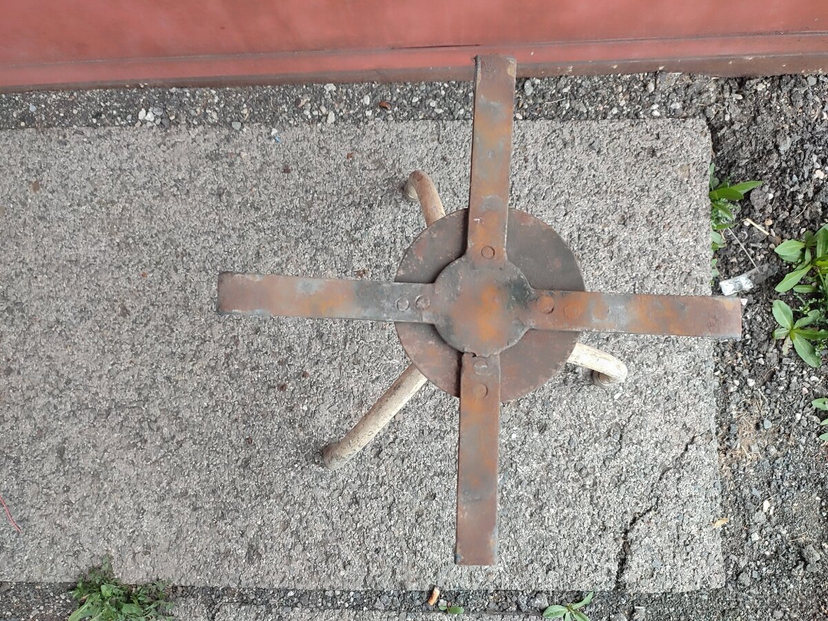 otočné stoličky - 7