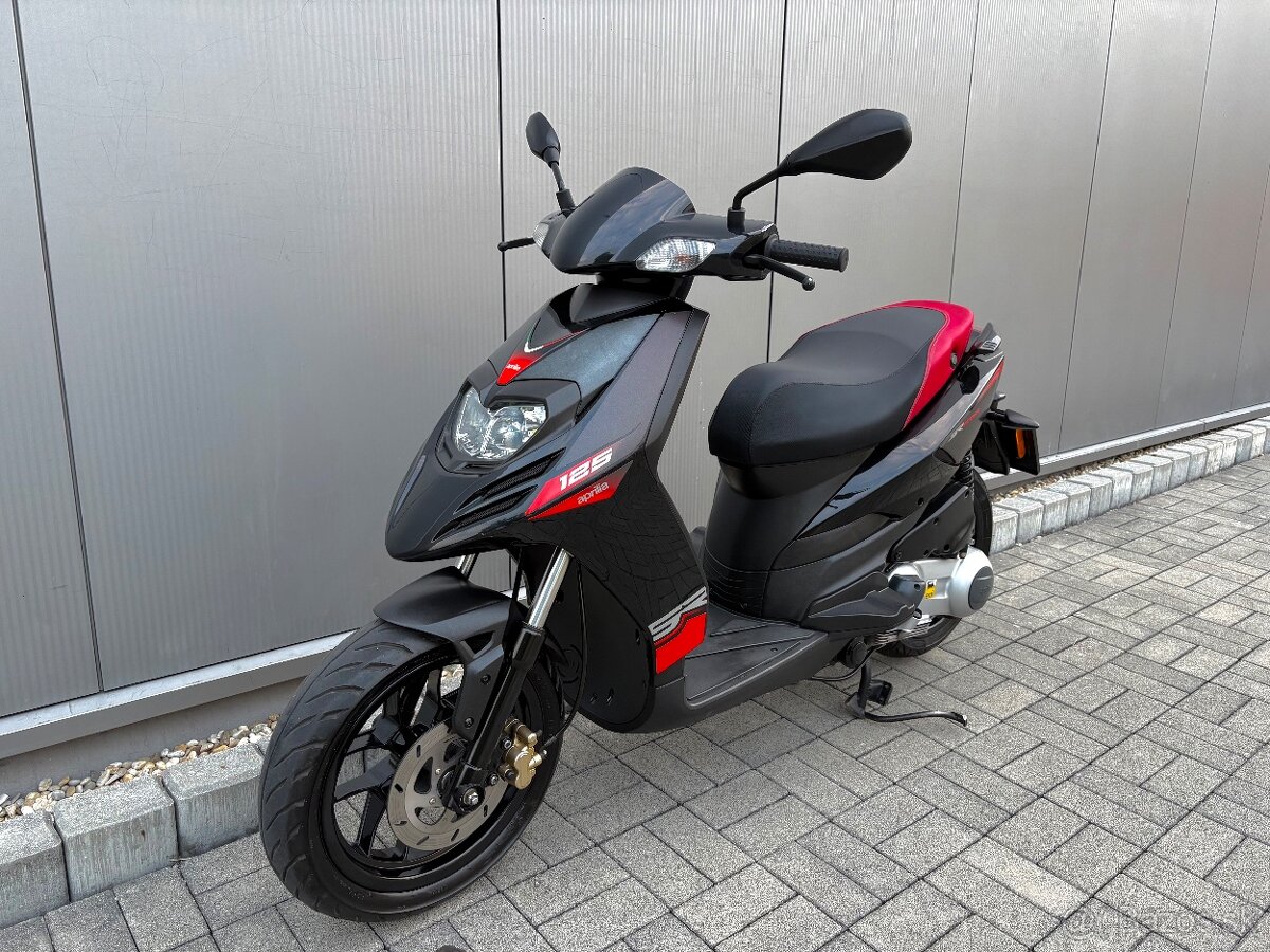 Aprilia SR 125 - 7