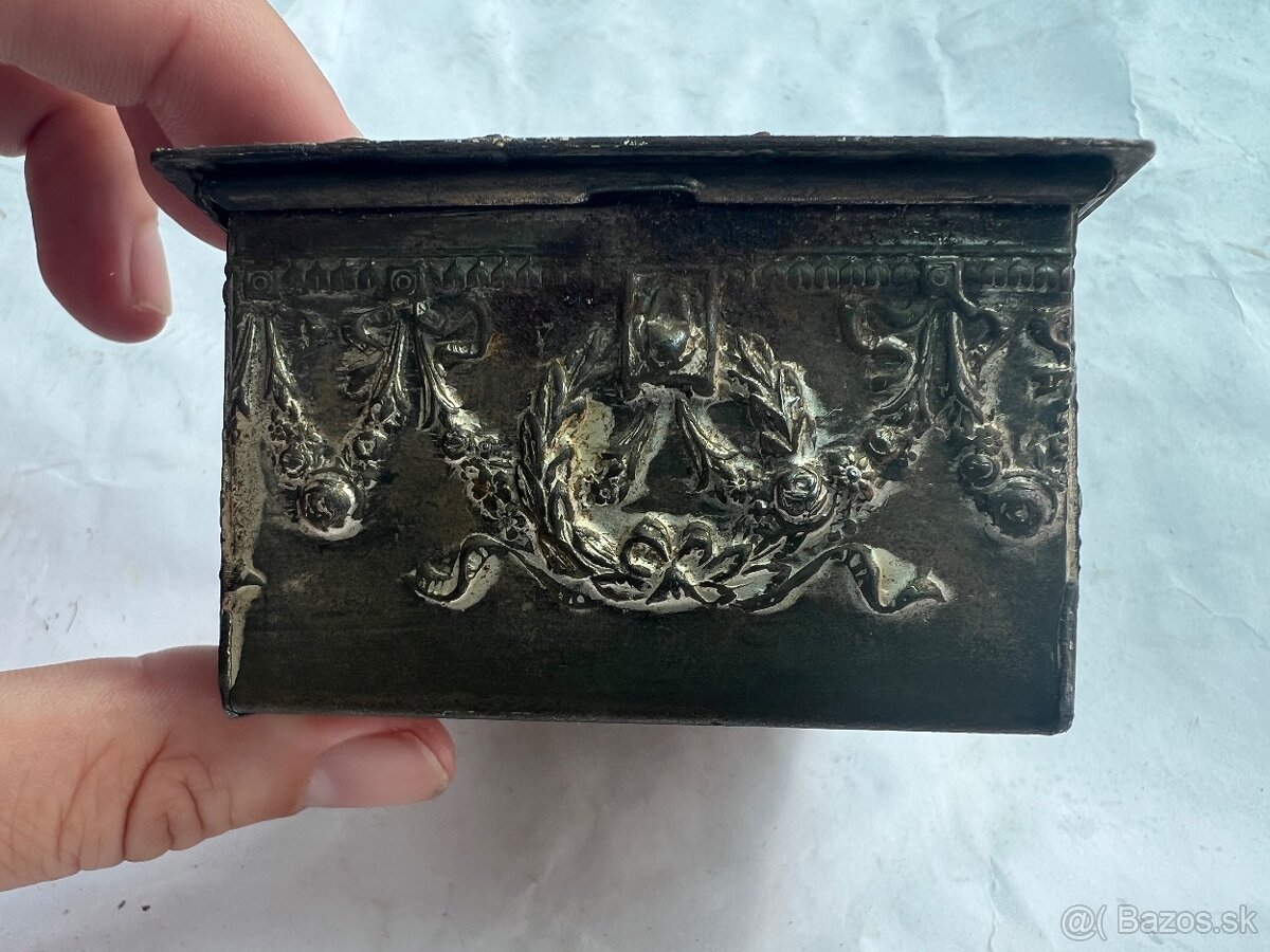 Starozitna secesna vyse 100 rocna skatulka sperkovnica - 7