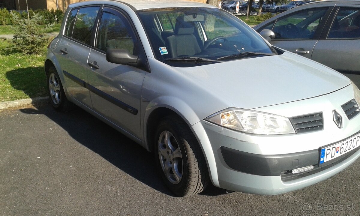 Predám Renault Megane 1.5 diesel 74 kw r. v..2004. - 7