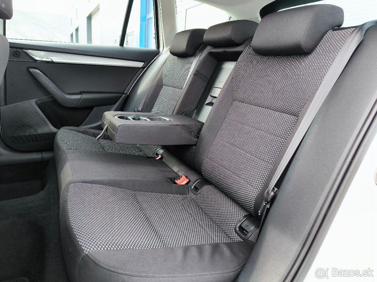 Škoda Octavia Combi 1.6TDI - 2013 - Ambition - 7