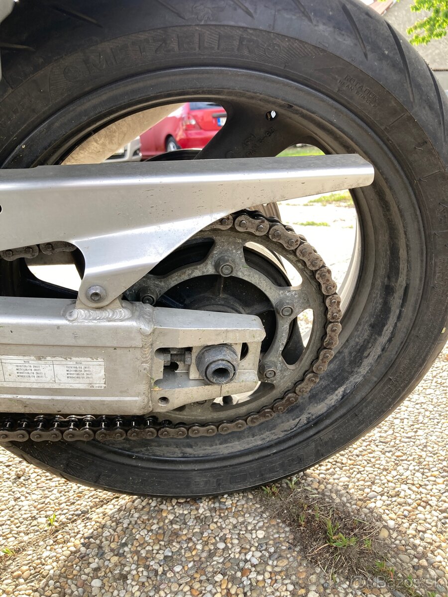 Yamaha YZF 1000R - 7