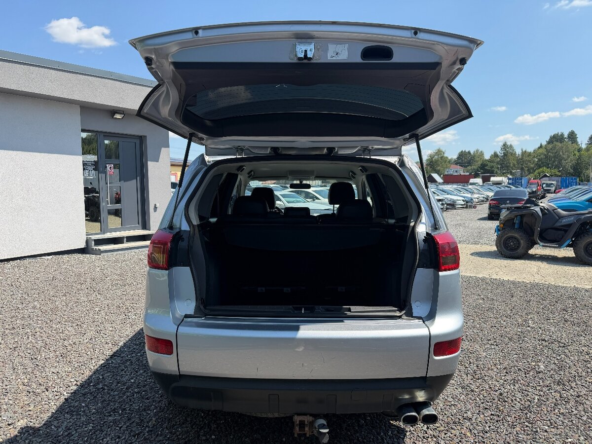 Peugeot 4007 2.2 HDi Confort Pack - 7