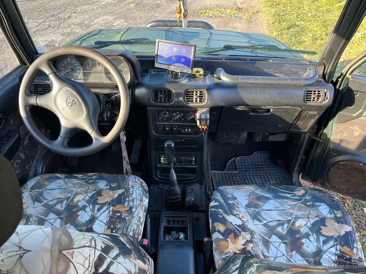 Hyundai Galloper 2.5 TCI + Ťažne, 7-Miestne - 7