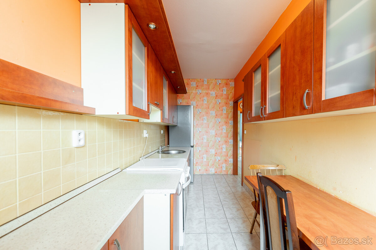 Na predaj 3 izbový byt - Košice, KVP - 7