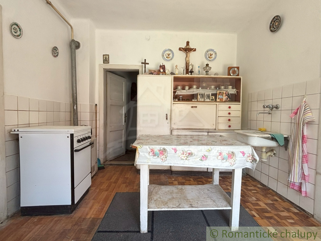 Vidiecky domček so záhradou, vhodný aj na chalupu v obci Z - 7