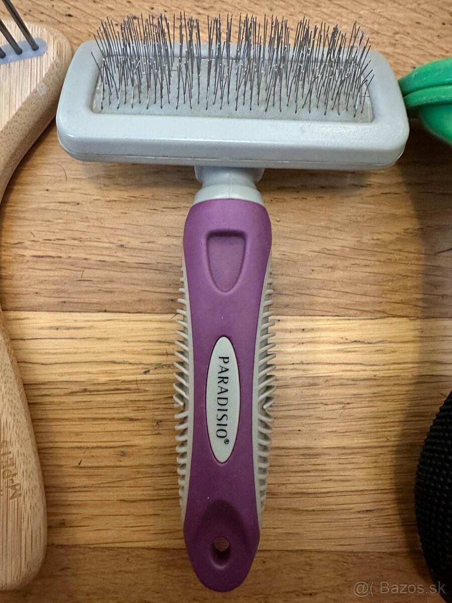 Kefy a hrebene pre psa a mačky - 7