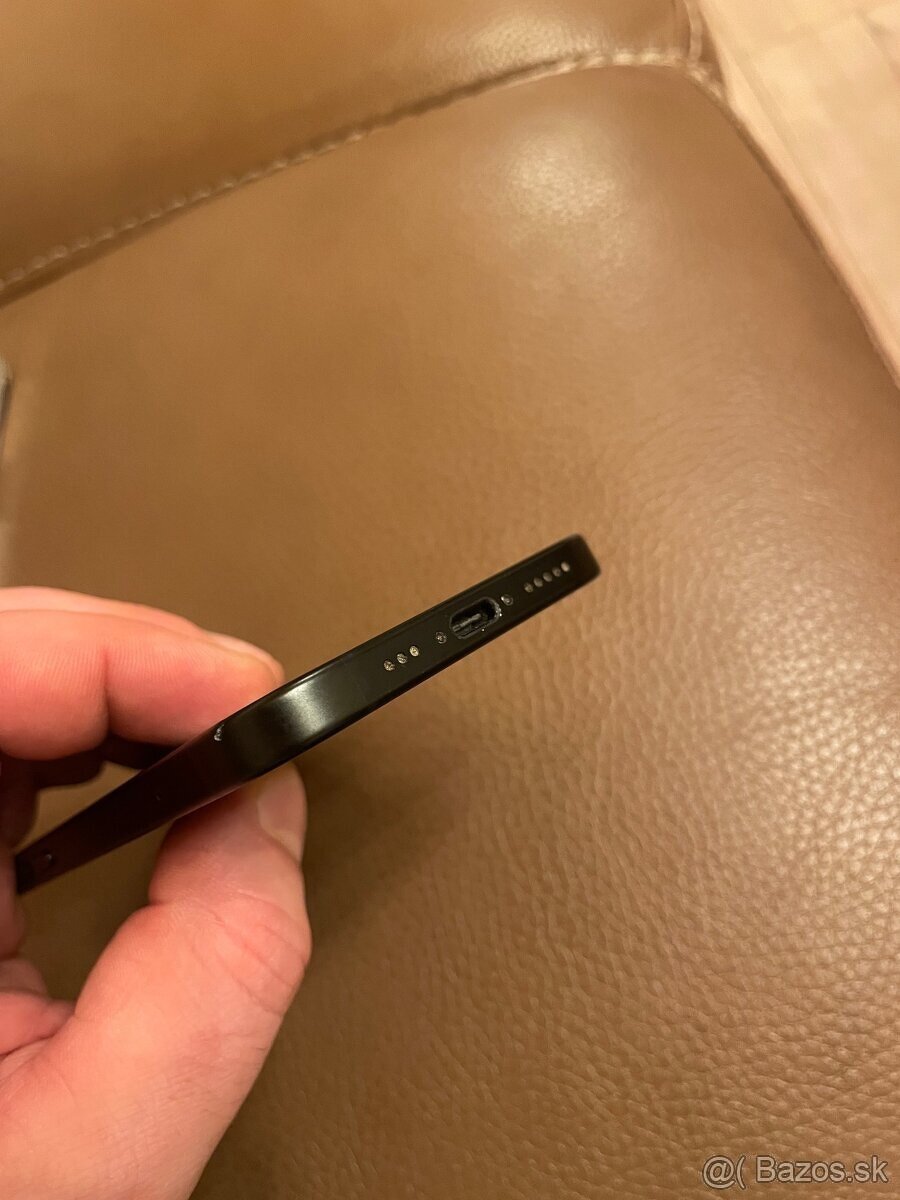 IPHONE 15 BLACK 128 - 7